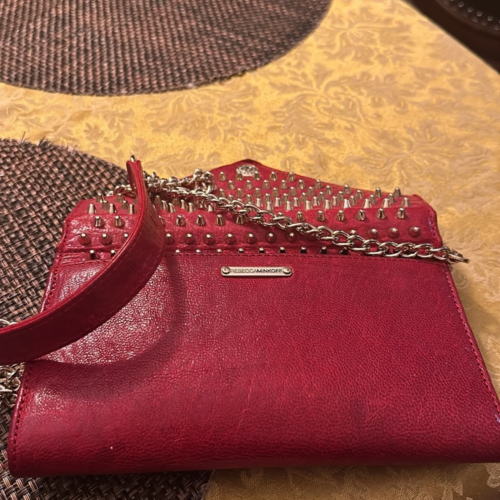 ✨Rebecca Minkoff Wallet on Chain gold hardware Red - Picture 3 of 3